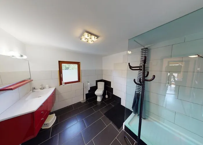 Semesterbostad Botond Haz