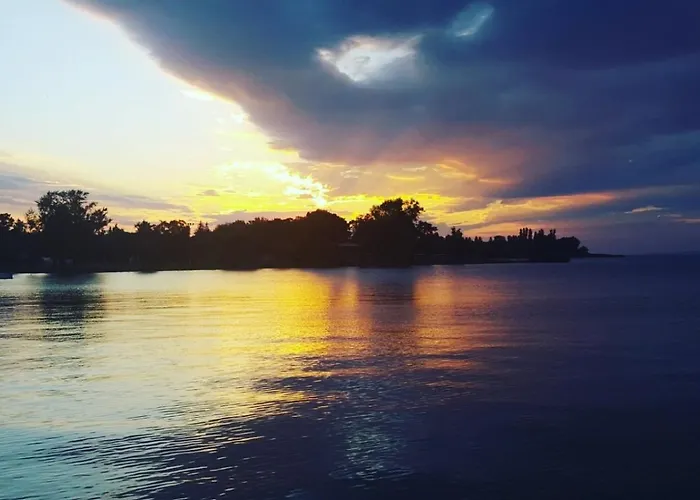 Semesterbostad Botond Haz